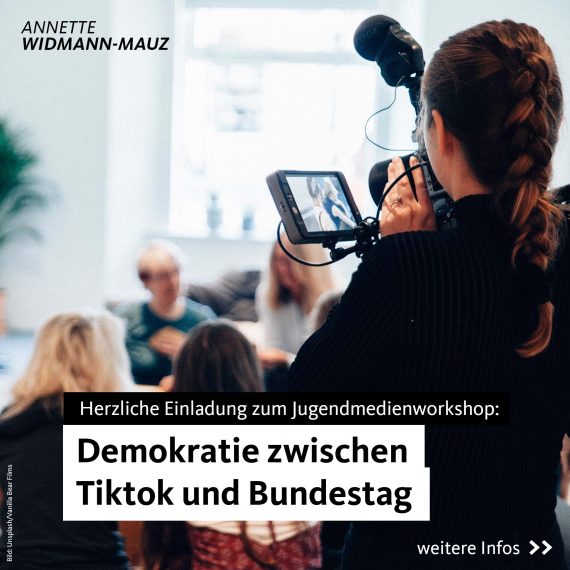 „Demokratie zwischen TikTok und Bundestag“: Jetzt für den Jugendmedienworkshop im Deutschen Bundestag bewerben